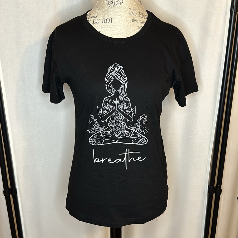 NWOT Breathe Tee - Black